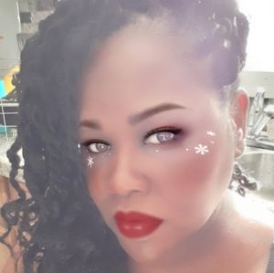 Meet your Posher, Carmen